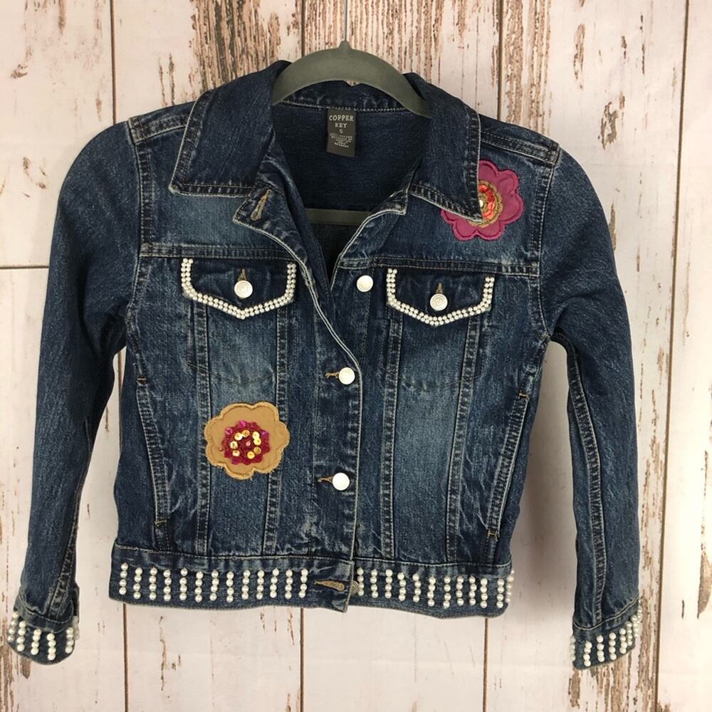 Copper Key, Embroidered & Pearl, Jacket Small. In excellent condition!